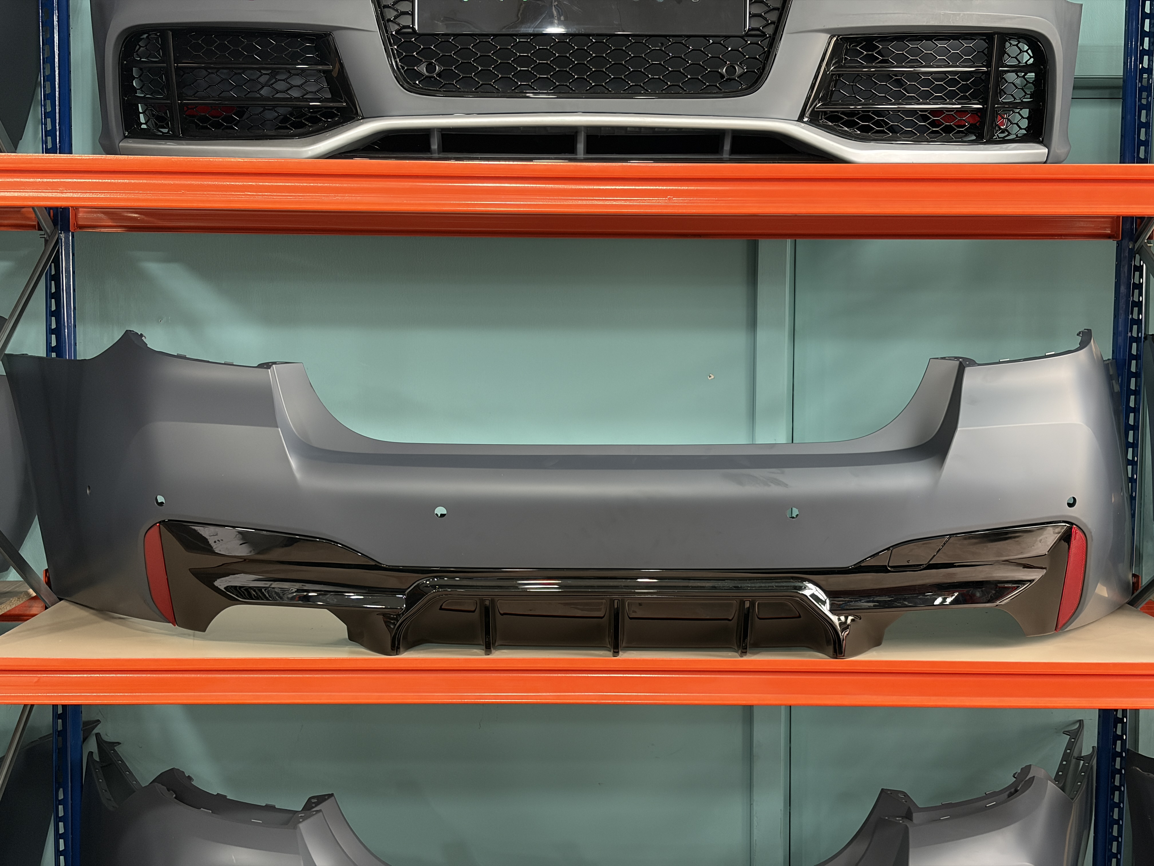 Bara Spate BMW Seria 5 G30 M5 Design + Ornamente Evacuare